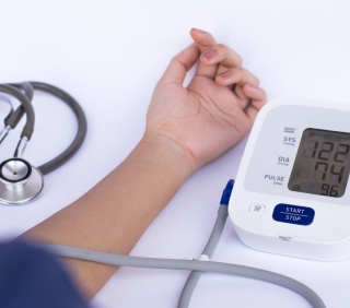 ciśnieniomierz naramienny