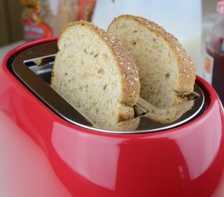 toster do wypiekania pełnoziarnistych grzanek