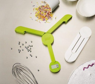 Designerska waga kuchenna elektroniczna o nietypowym kształcie