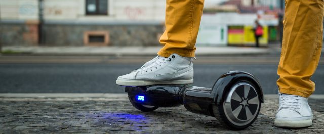 Wielkość k&oacute;ł decyduje o tym, jakie zastosowania ma dany hoverboard