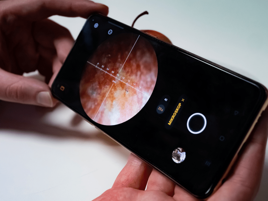 Ciekawostką, na kt&oacute;rą natrafiłem w trakcie sprawdzania aparatu, był &bdquo;Tryb mikroskopu&rdquo;.