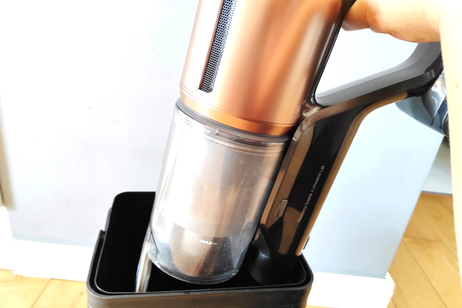 opr&oacute;żnianie zbiornika na kurz dreame z20