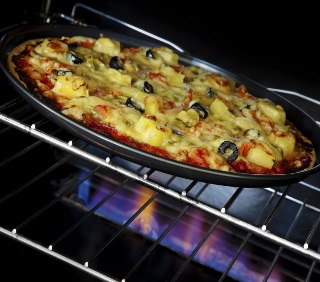 Pizza z piekarnika gazowego do zabudowy