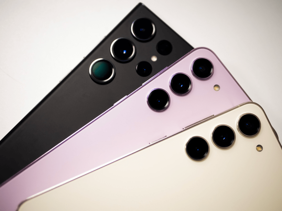 Koreański producent zaprezentował trzy wersje swojego flagowego smartfona.