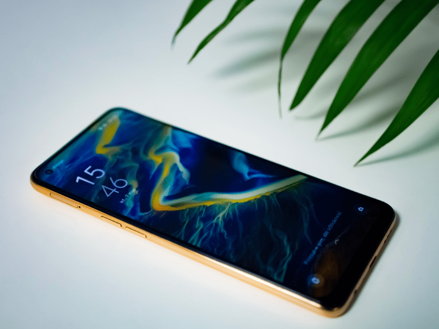 Oppo Reno8 T został wyposażony w wyświetlacz AMOLED o przekątnej 6,43&rsquo;&rsquo; i rozdzielczości 2400 x 1080 pikseli. 