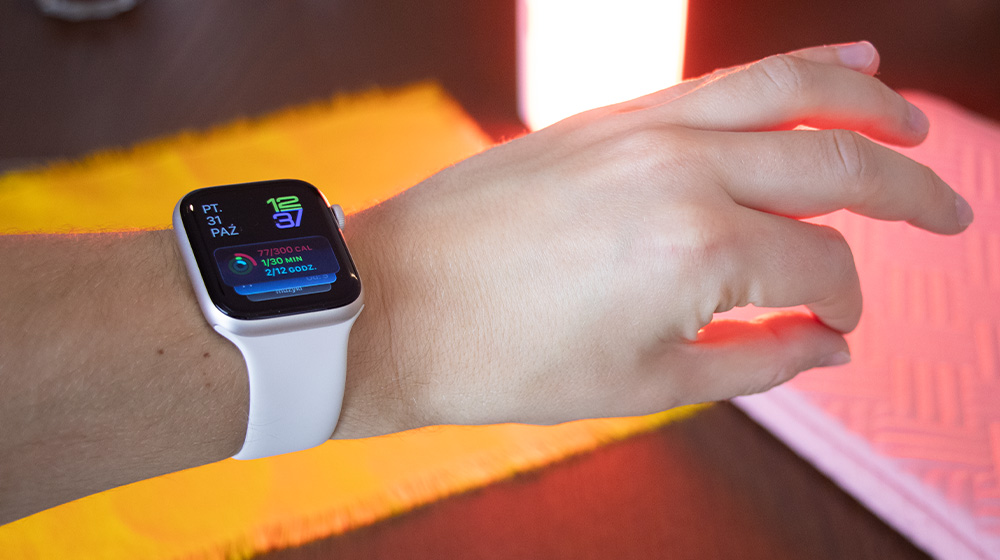 gest double pinch smartwatch Apple Watch SE 3