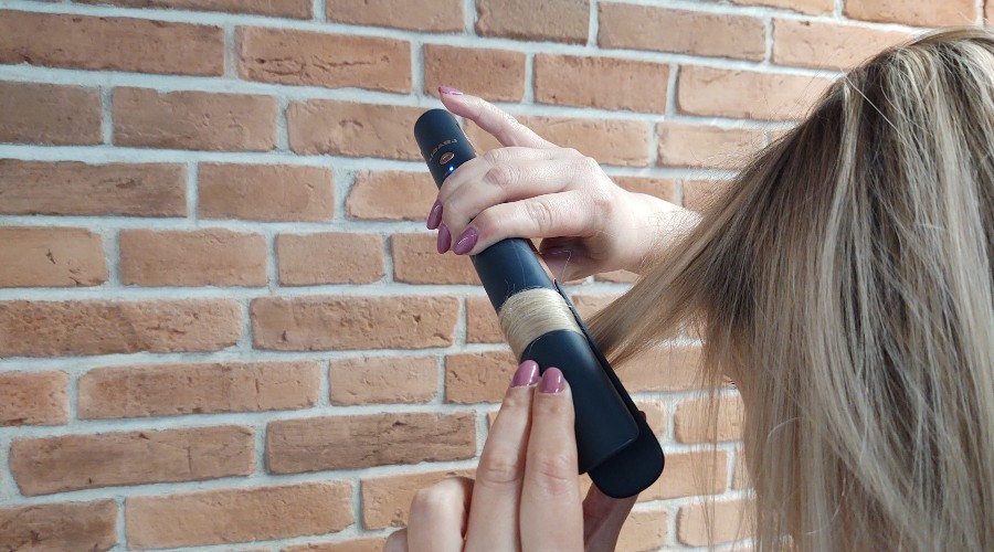 Krecenie lokow prostownica Raven