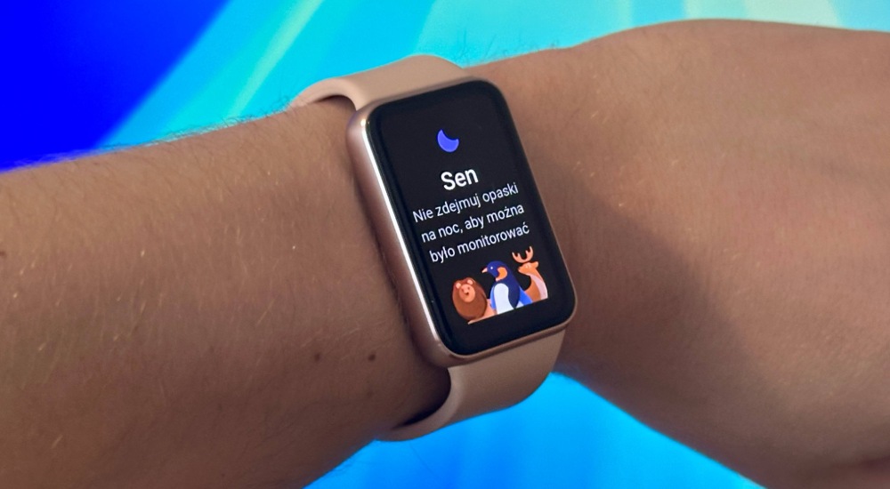 smartwatch Samsung Galaxy Fit 3 z ekranem monitoringu snu