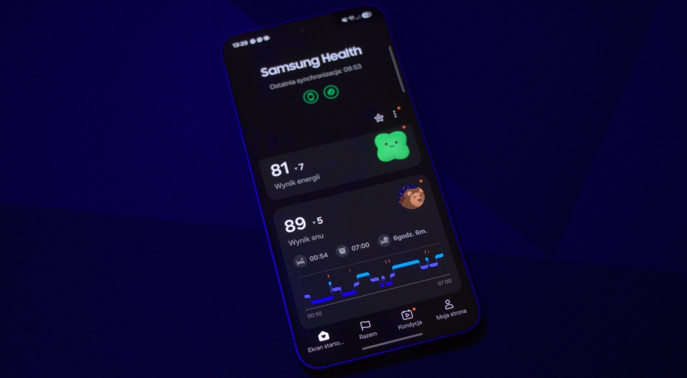 smartfon z aplikacją Samsung Health do monitorowania parametrów snu