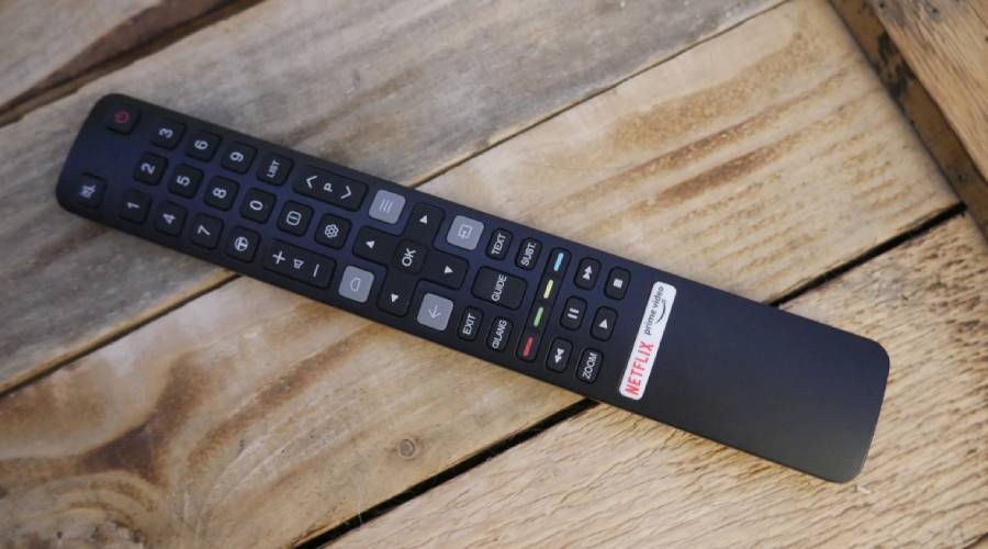 Pilot TCL prezentuje się bardzo estetycznie