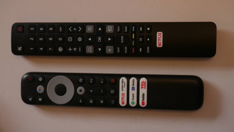 W zestawie znajdują się także dwa piloty, kt&oacute;re wyglądają nowocześnie i z kt&oacute;rych bardzo wygodnie się korzysta. 