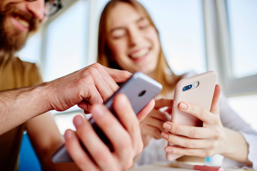 Następnie wystarczy, że przy konfiguracji smartfona z Androidem pobierzesz ostatnią kopię zapasową.