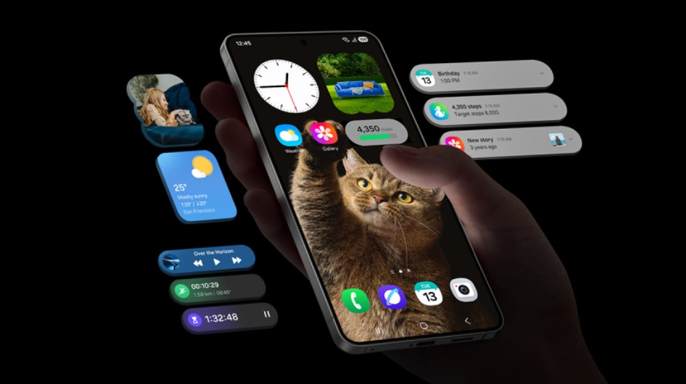 One UI 7 system Samsung na ekranie smartfonu Galaxy S25 Edge