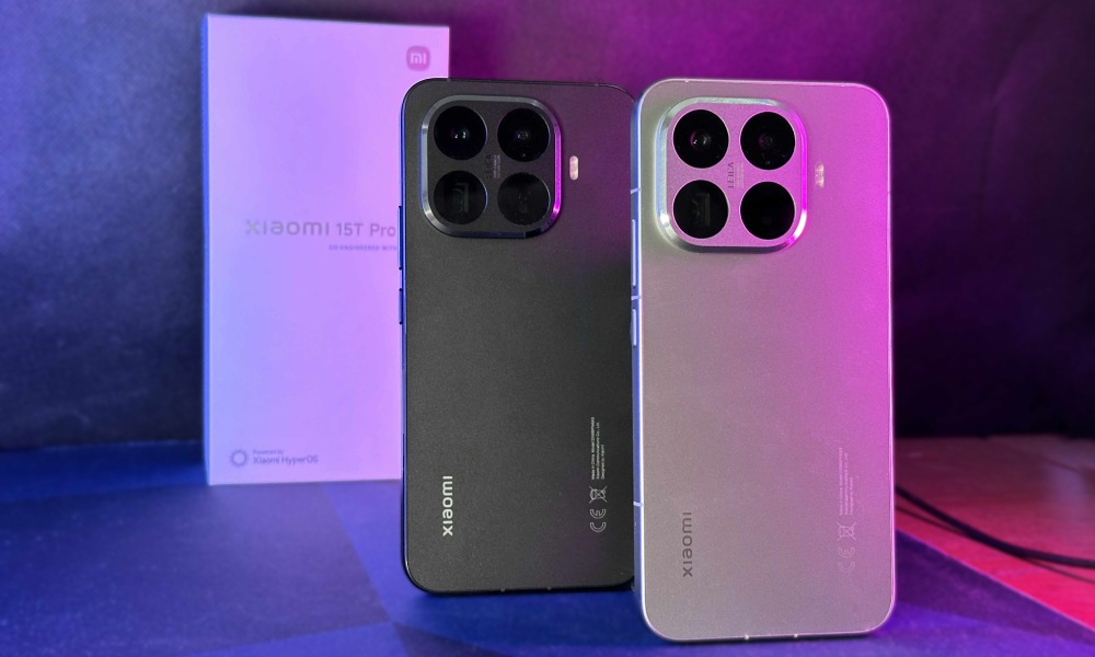 srebrny i czarny model Xiaomi 15T Pro w ciemnym pomieszczeniu