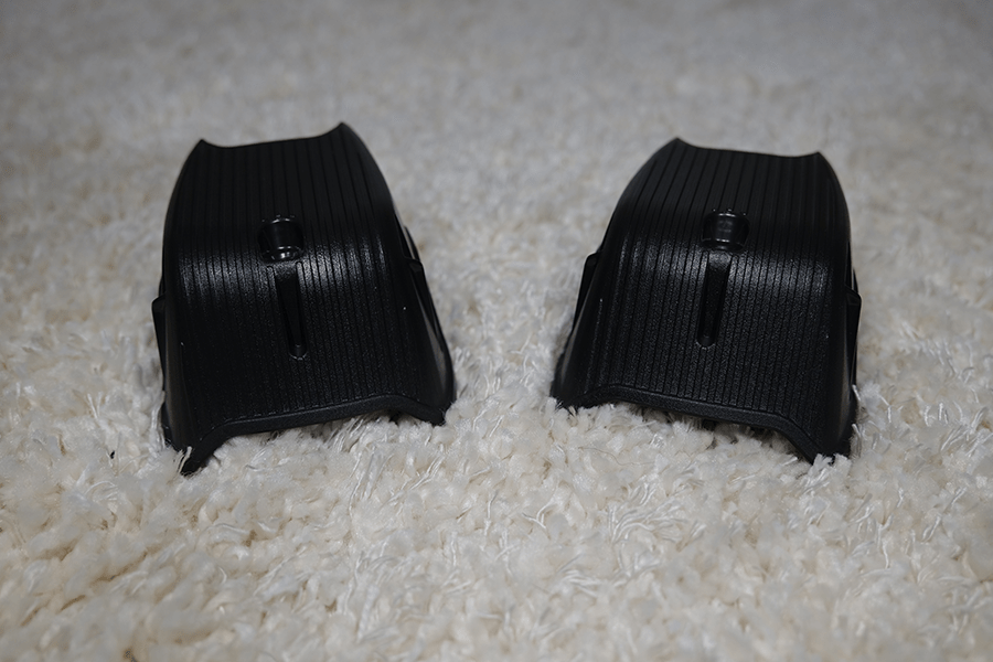 akumulatory dwa, chciały przejść przez pokój, nie wiedziały jak, wybrały dywanik