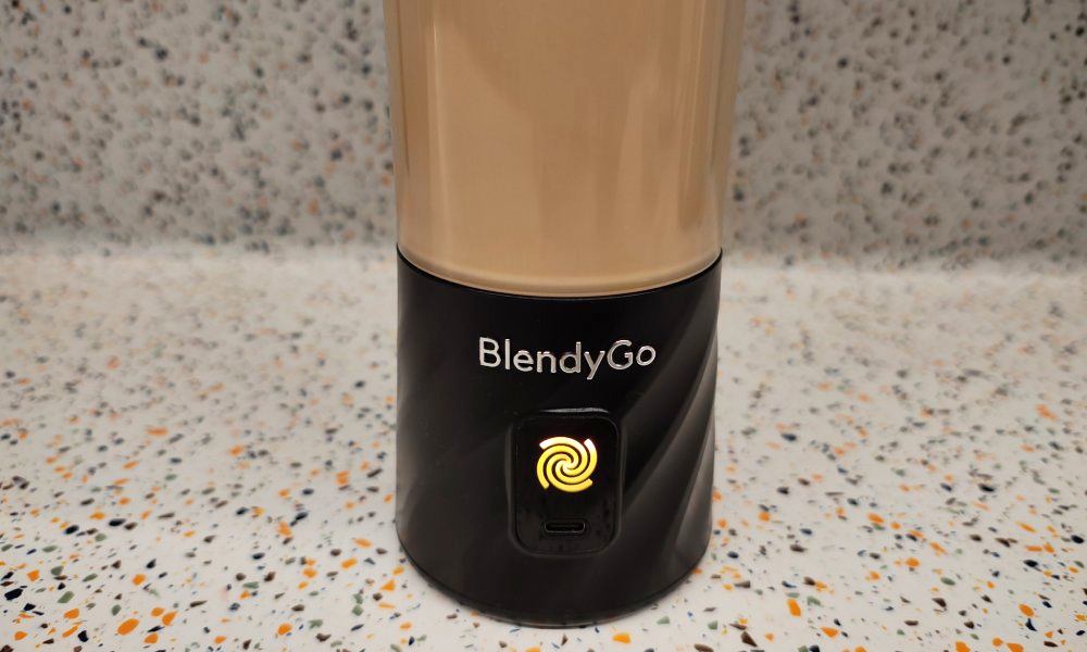 wskaźnik naładowania baterii w blenderze BlendyGo 3