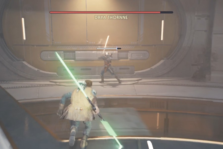 W grze napotkać można r&oacute;wnież wielu boss&oacute;w &ndash; kt&oacute;rzy w zależności od naszego stylu gry mogą być łatwiejsi lub trudniejsi do pokonania. Wyr&oacute;żnić tu można maszyny kroczące AT-ST, łowc&oacute;w nagr&oacute;d oraz dow&oacute;dc&oacute;w, a także strażnik&oacute;w &ndash; z kt&oacute;rymi walka jest dużo bardziej wymagająca.