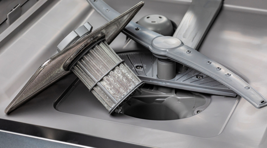 brudny filtr zmywarki