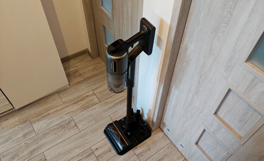 odkurzacz dreame z30 w stojaku