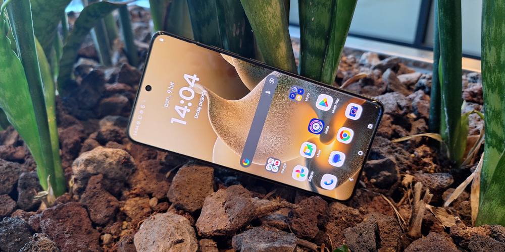 Przejrzysty duży wyświetlacz Extreme Amoled w Motoroli Signature.