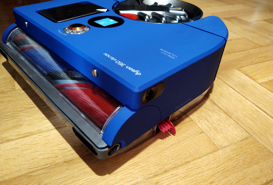 robot dyson 360 visnav z wysunieta sczotka boczna
