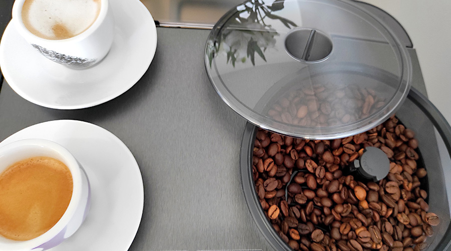 ekspres do kawy Siemens EQ6 plus s700 młynek