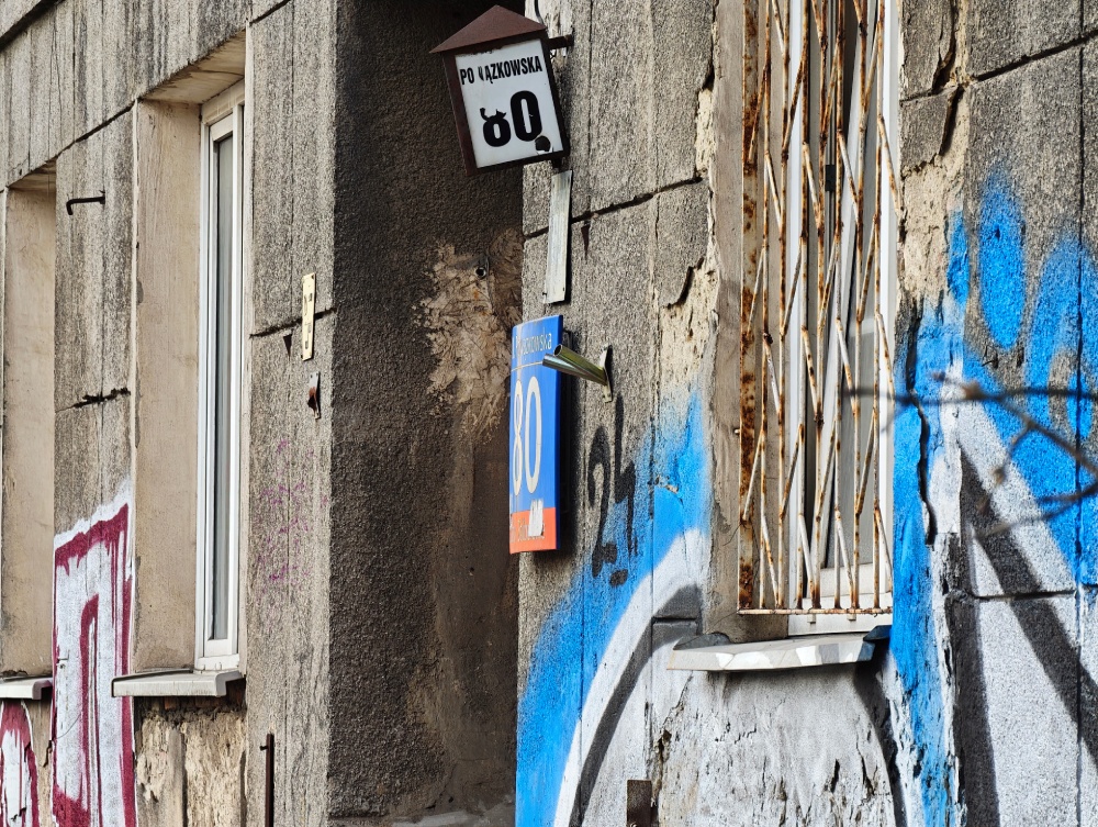 elewacja budynku foto wykonane xiaomi 17 ultra