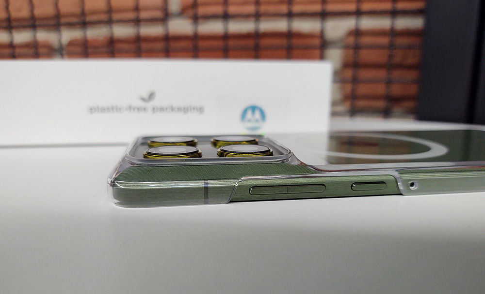 etui smartfon motorola edge 70