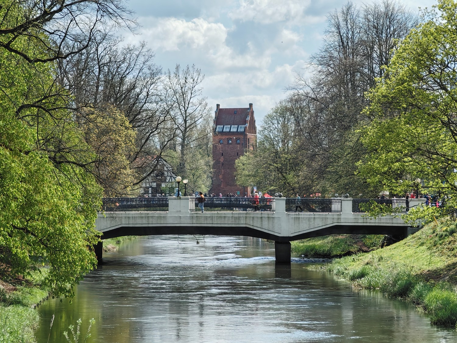 Przykładowe zdjęcia z Huawei Mate X3