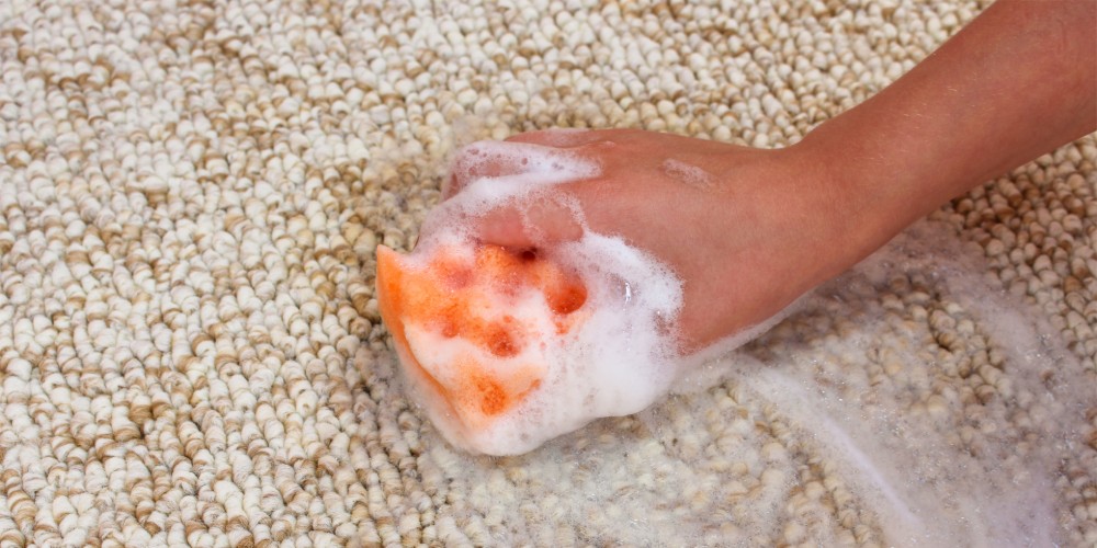 Ręczne pranie dywanu