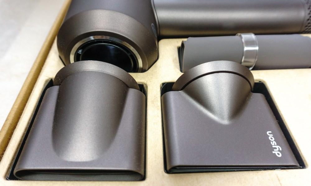 suszarka dyson supersonic z nakładkami