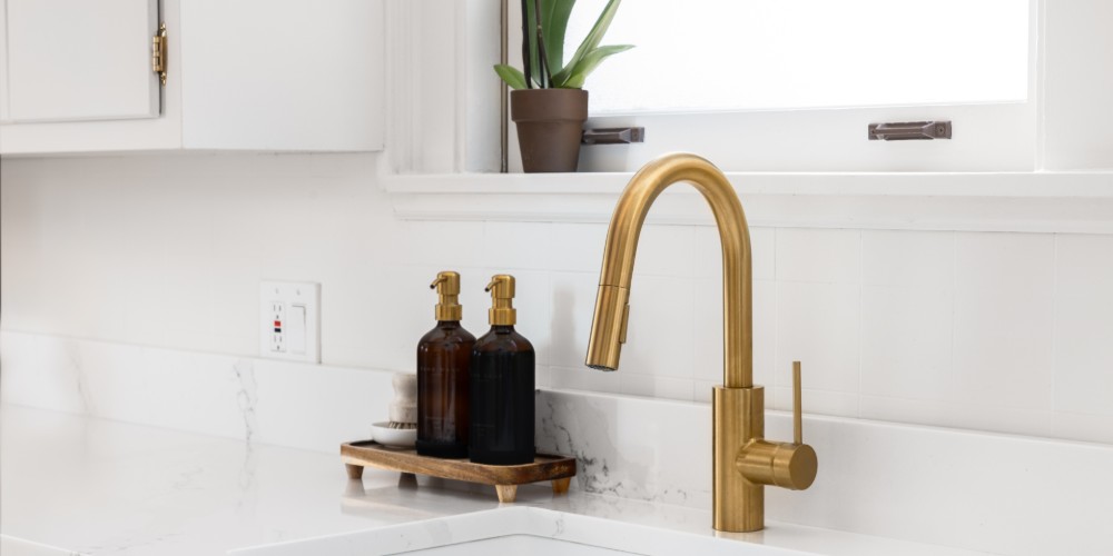 Bateria zlewozmywakowa w kuchni