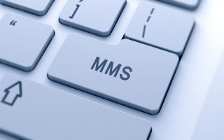 Klawisz MMS na klawiaturze