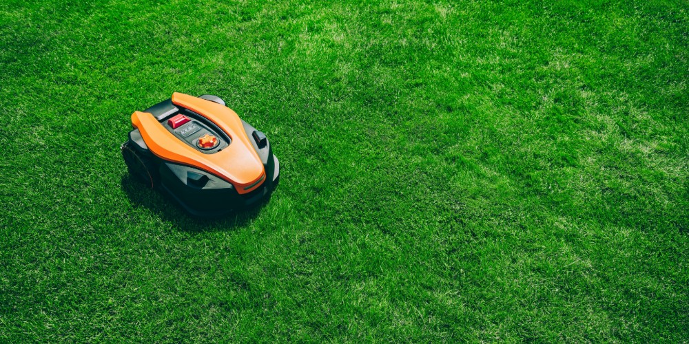 Robot koszący trawę