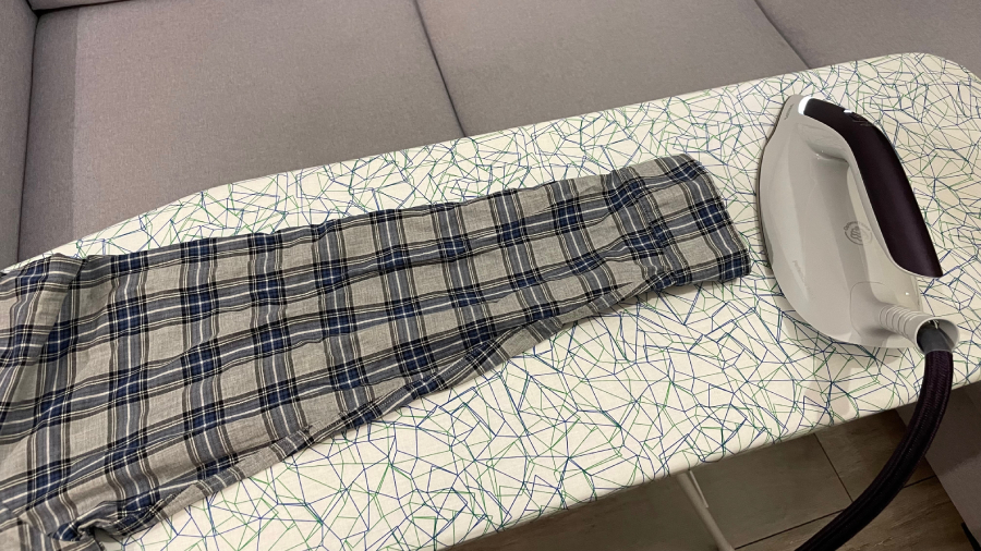 T-shirty i ściereczki kuchenne, które dla generatora pary nie stanowiły żadnego wyzwania – wystarczyło kilka ruchów żelazkiem, żeby zagniecenia zniknęły.