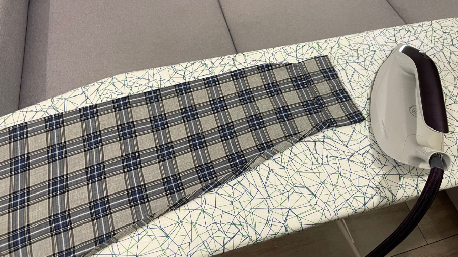 Skoro z cienką bawełną poszło tak dobrze, postanowiłem sprawdzić, jak Philips PerfectCare 8000 PSG8050/30 wypadnie w konfrontacji z grubszym materiałem