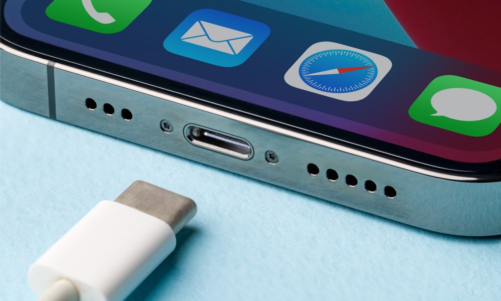 smartfon iphone z ładowarką usb-c