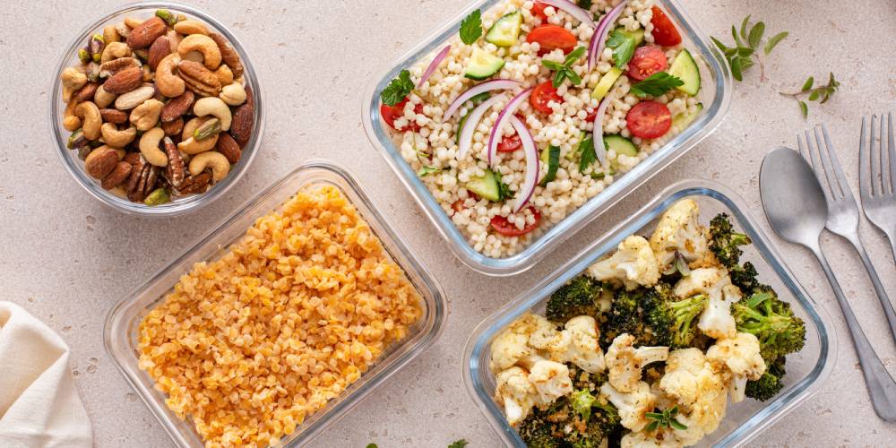 jedzenie poporcjowane, w pojemnikach