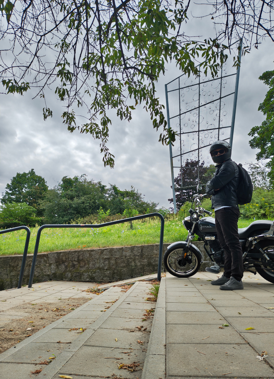 motocykl motorola razr 50 ultra