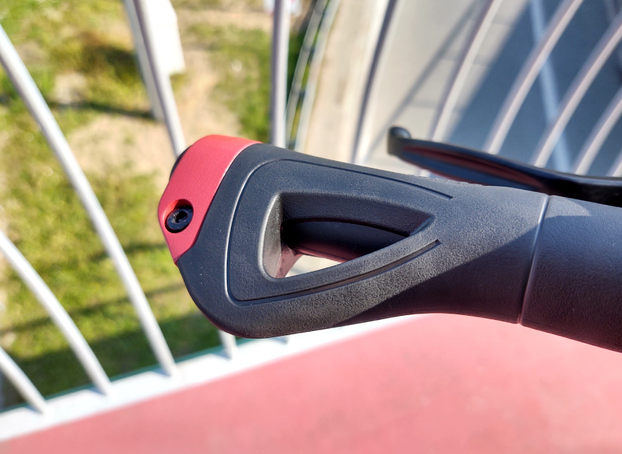 grip w motus pro10 sport 2021