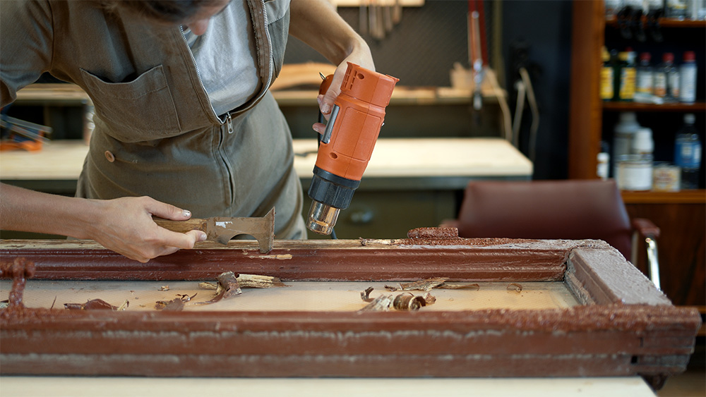 opalarak do czego sluzy do usuwania starej farby z drewna