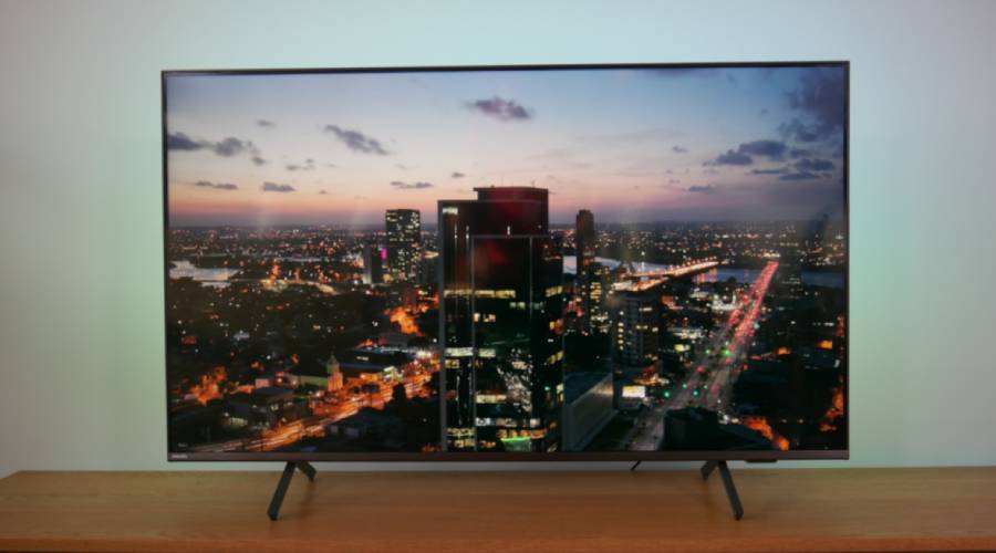 Wysokiej jakości procesory P5 świetnie wspomagają wyświetlane treści, np. te z wymagającymi trybami HDR czy z bardzo szybkim ruchem na ekranie.