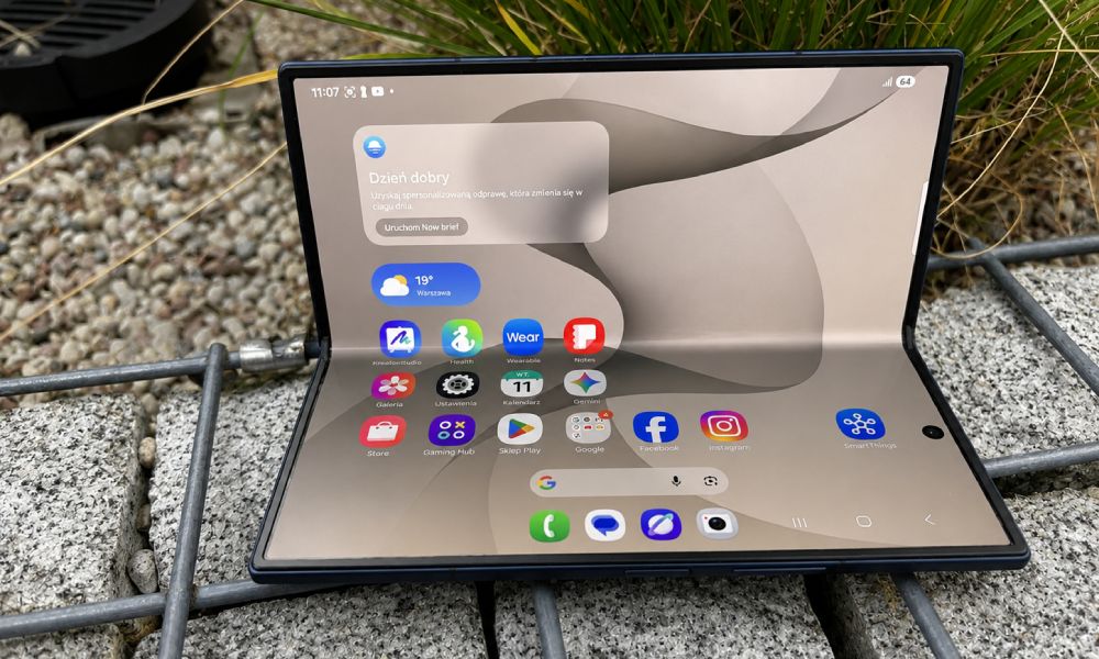 składany smartfon Samsung Galaxy Fold8 Ultra