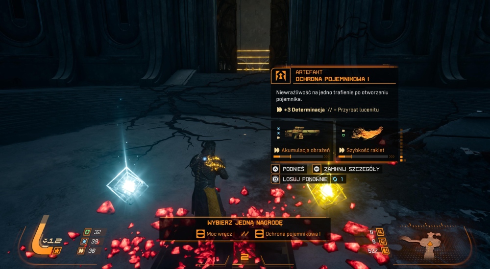 Broń w grze Saros na PS5