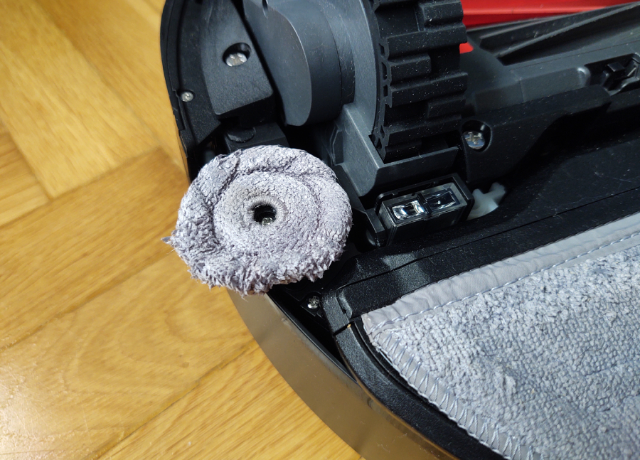 roborock s8 maxv ultra maly mop od dolu