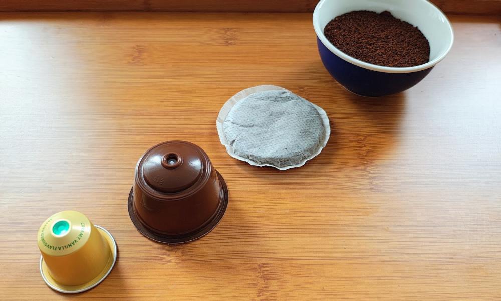 kapsułki Nespresso i Dolce Gusto, saszetka ESE i kawa mielona