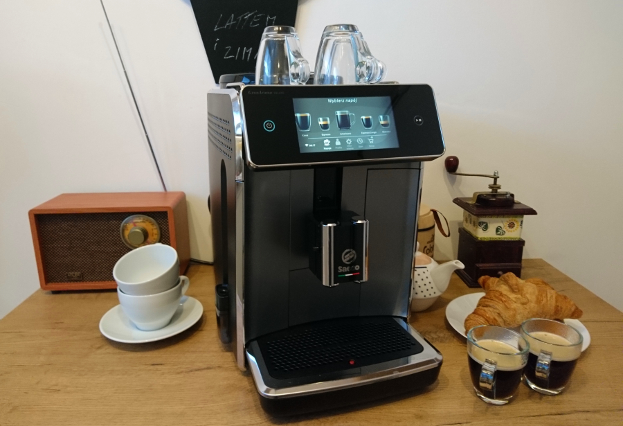 ekspres saeco granaroma sm6682/10 croissant