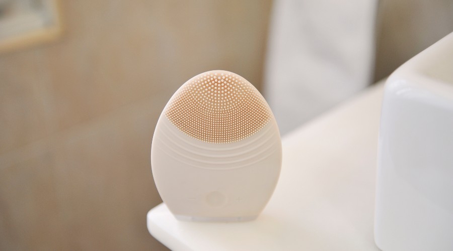 Silikonowa szczoteczka soniczna do mycia twarzy