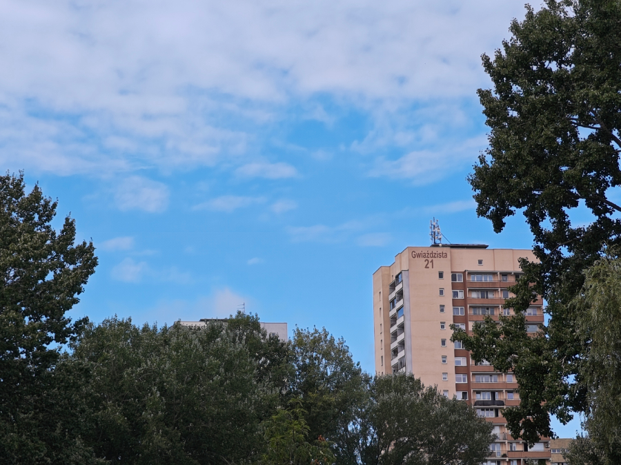 teleobiektyw w motorola razr 50 ultra