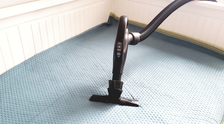 Electrolux Pure D82-ALRG Silence oczyści nawet twój materac